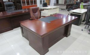 深圳办公家具回收，老板桌椅回收